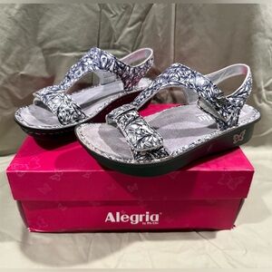 Algeria Womens Sandals Kendra Vineland Shoes Size 36/5.5-6